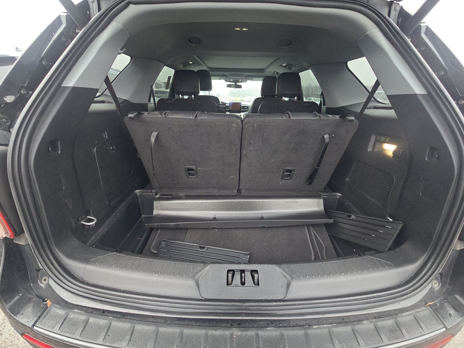 2023 Ford Explorer XLT AWD