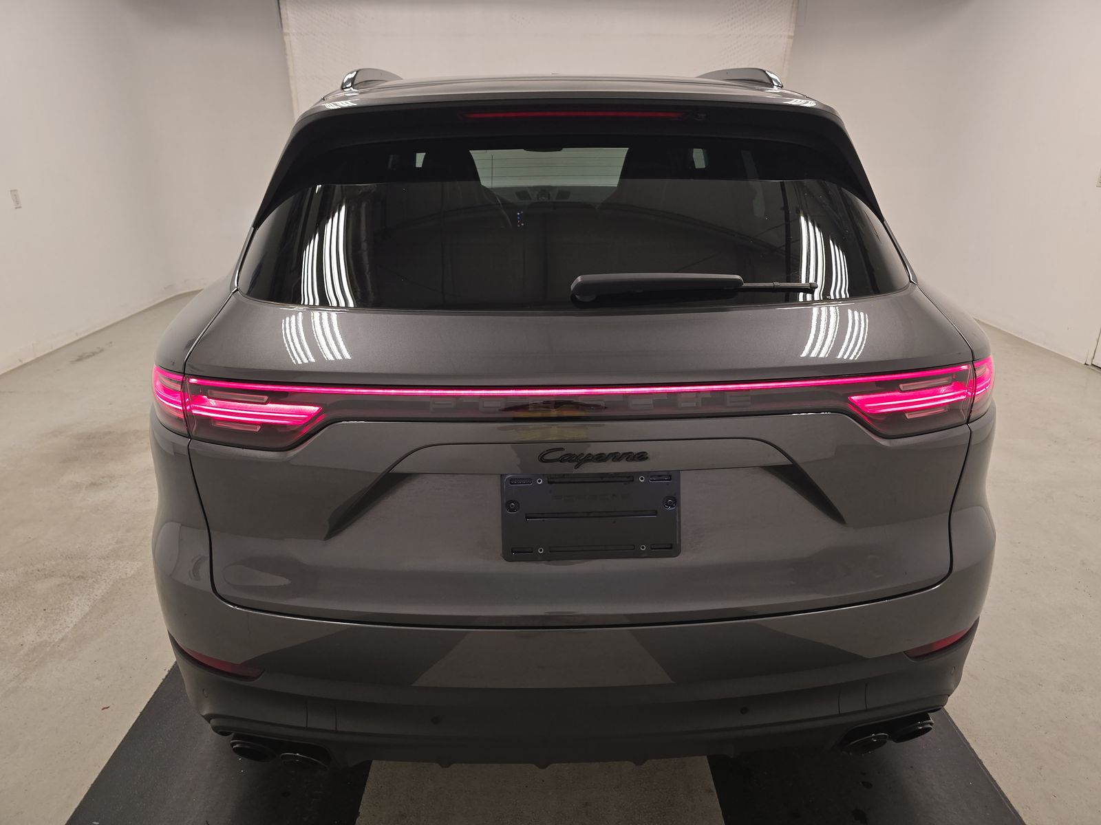 2022 Porsche Cayenne E-Hybrid AWD