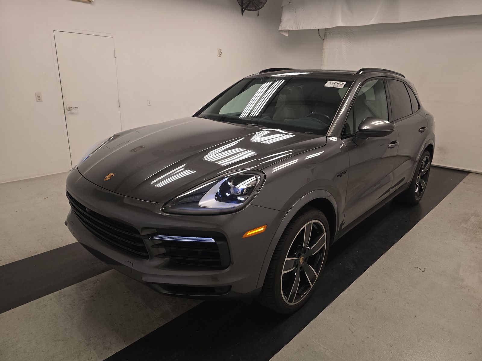 2022 Porsche Cayenne E-Hybrid AWD