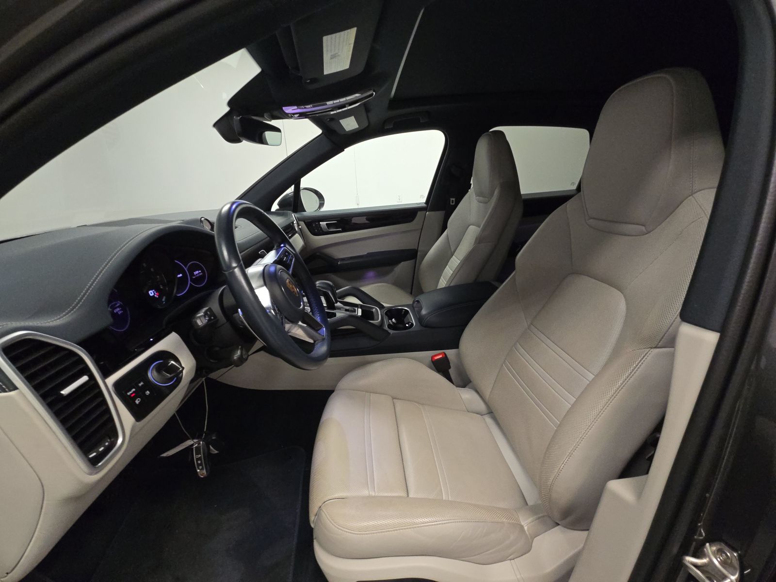 2022 Porsche Cayenne E-Hybrid AWD