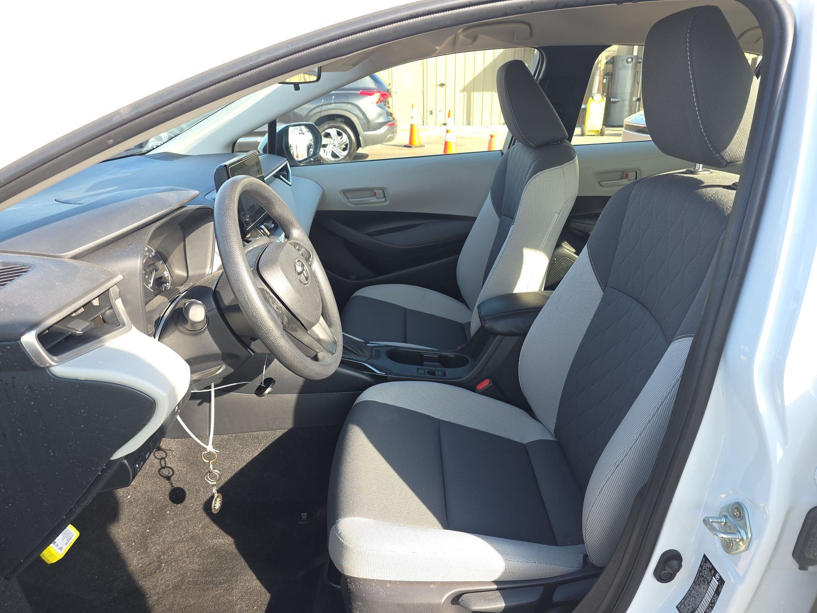 2025 Toyota Corolla Hybrid LE FWD