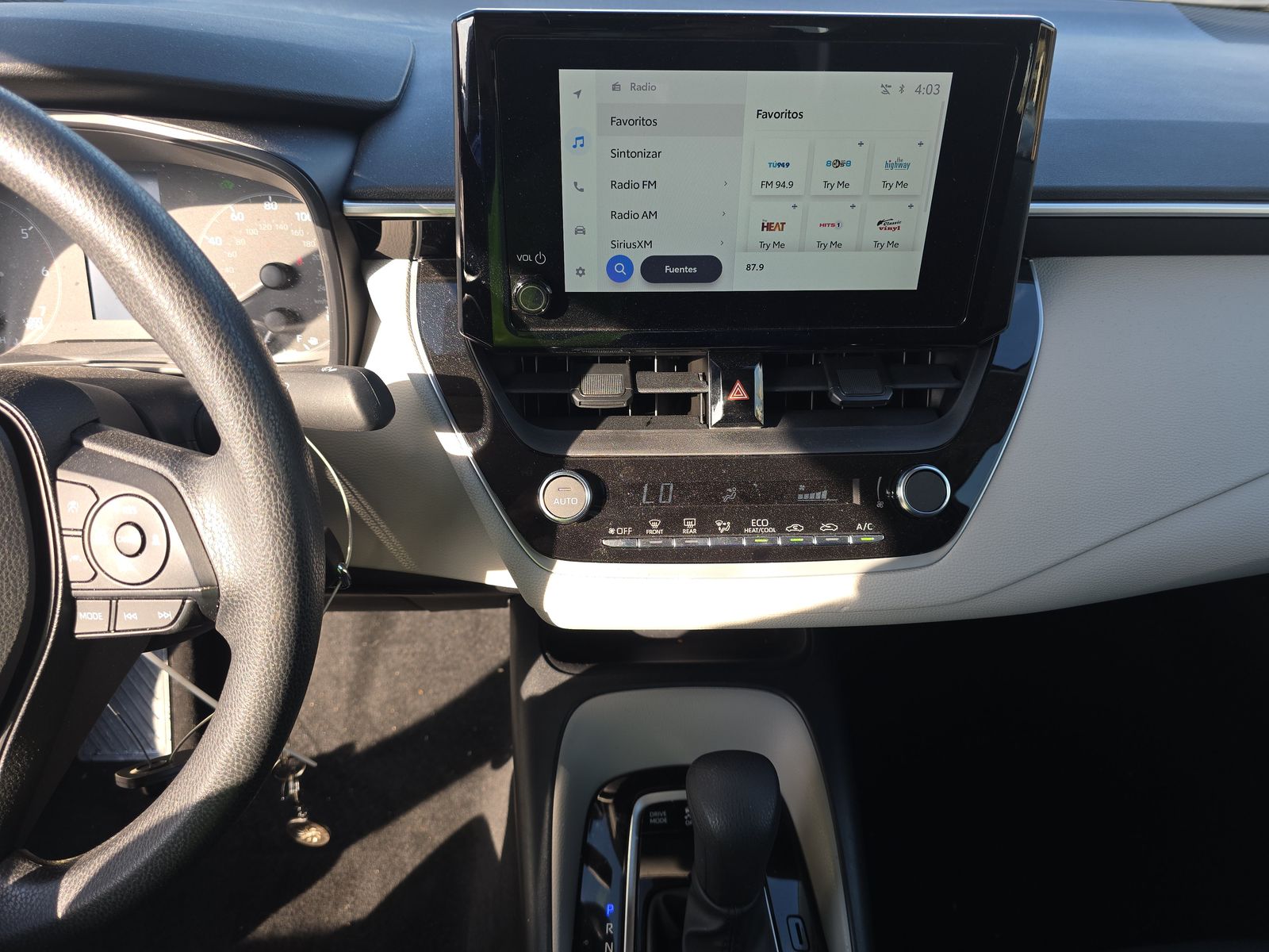 2025 Toyota Corolla Hybrid LE FWD