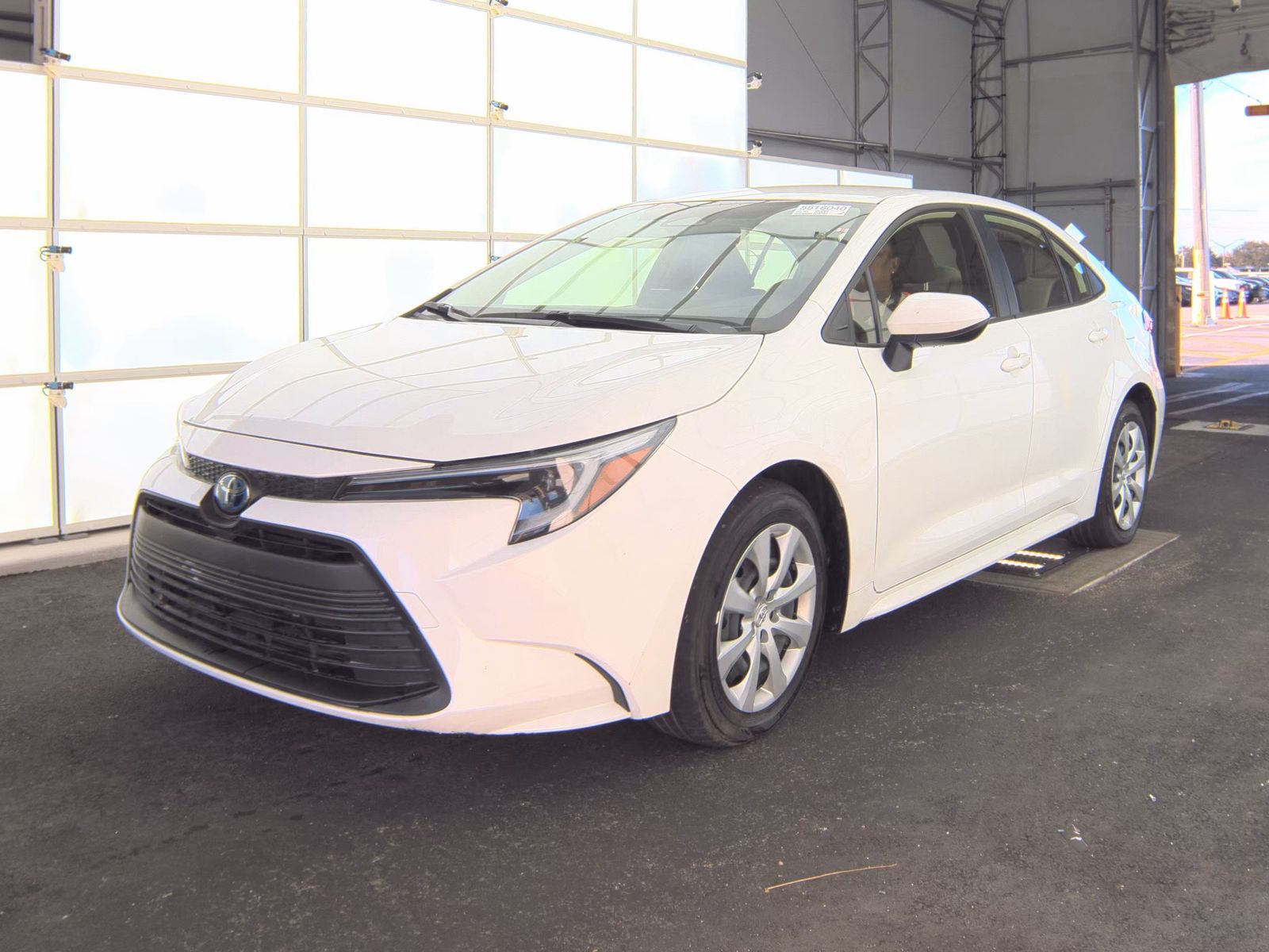 2025 Toyota Corolla Hybrid LE FWD