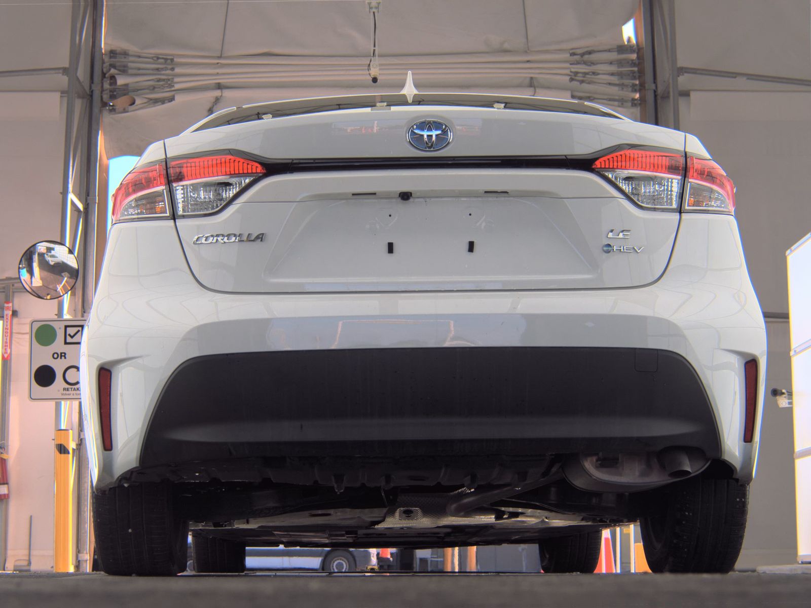 2025 Toyota Corolla Hybrid LE FWD