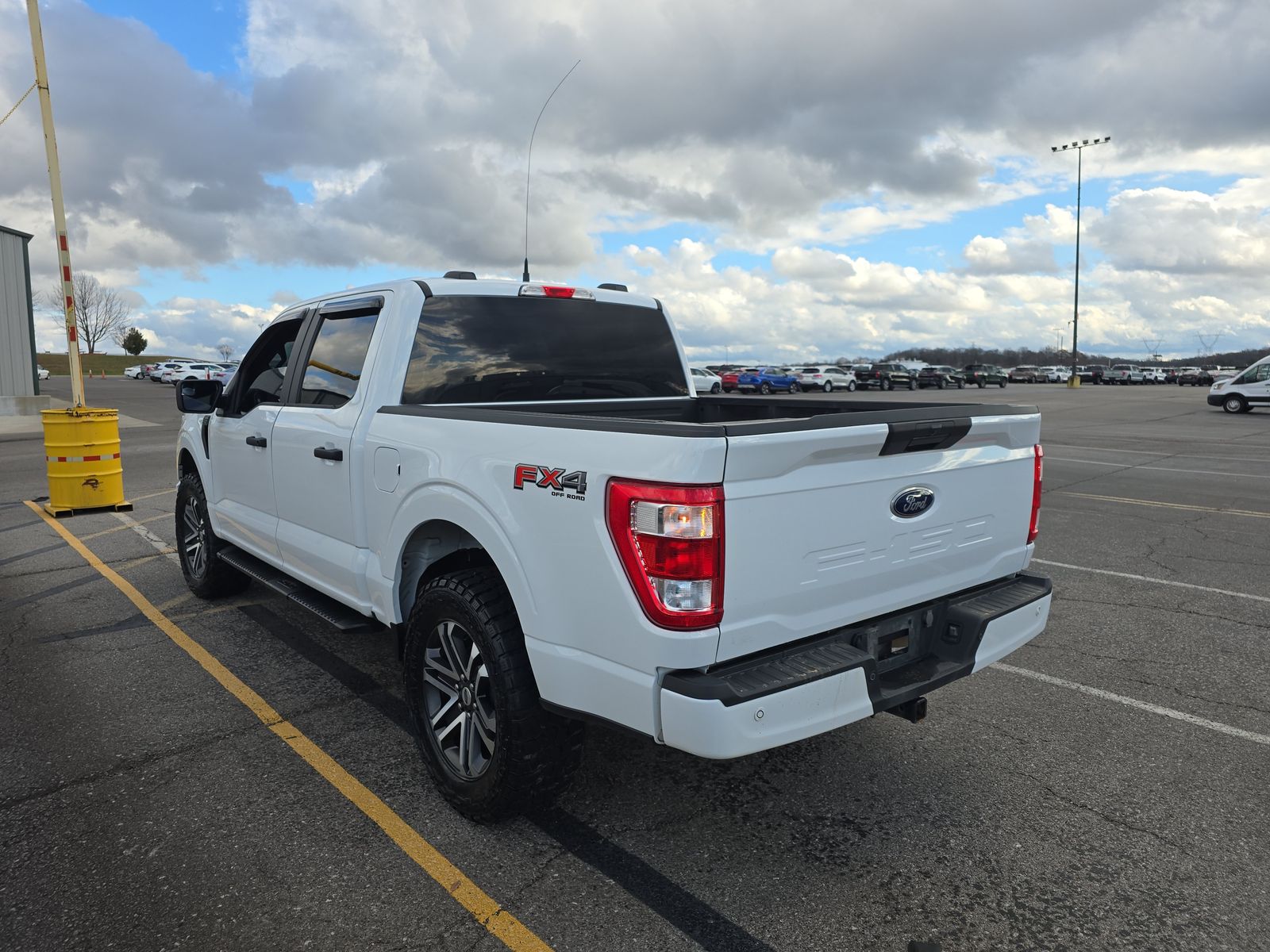 2023 Ford F-150 XL AWD