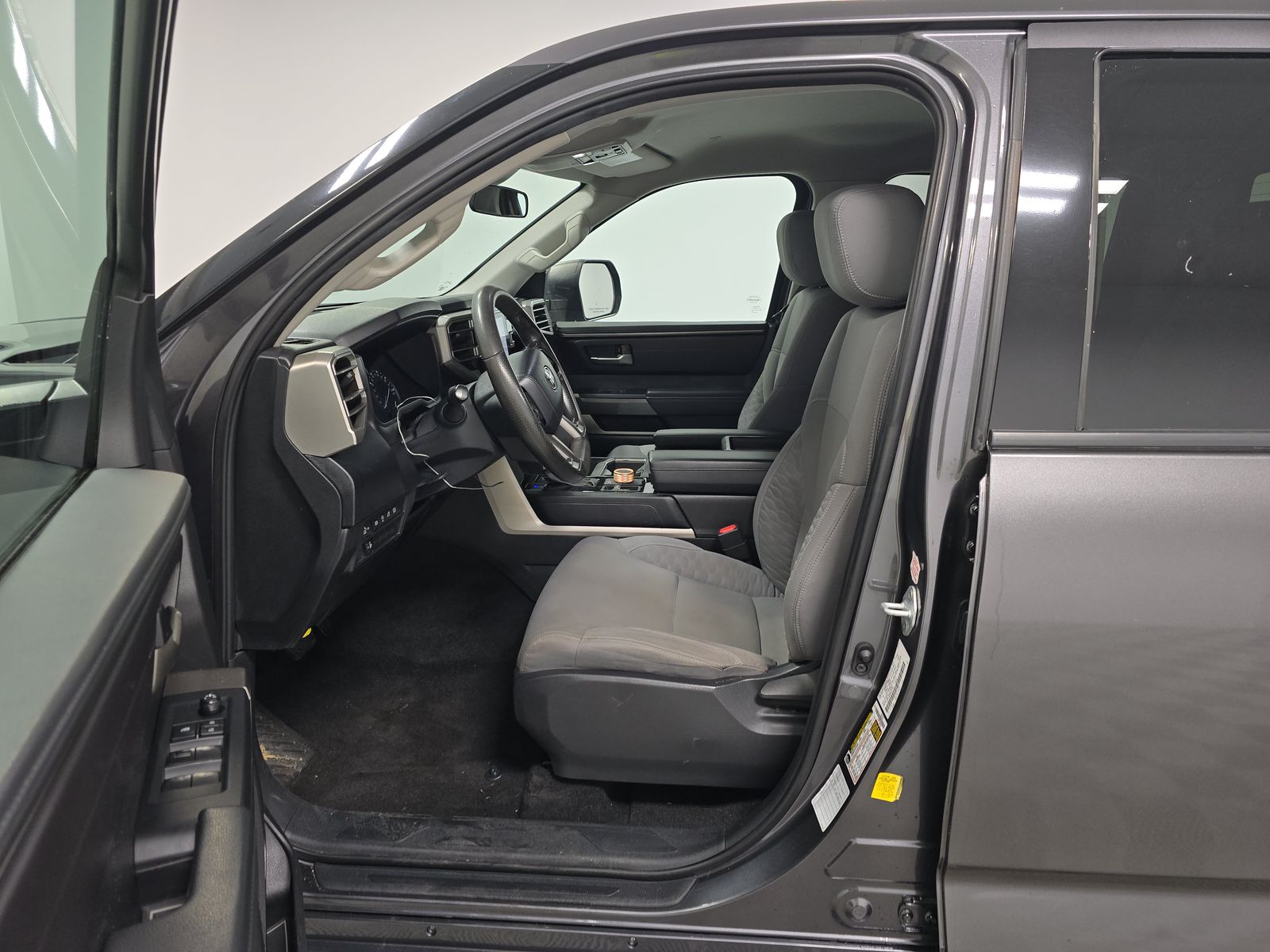 2022 Toyota Tundra SR5 AWD