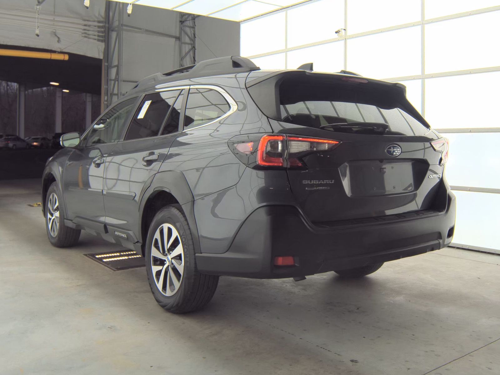 2023 Subaru Outback Premium AWD