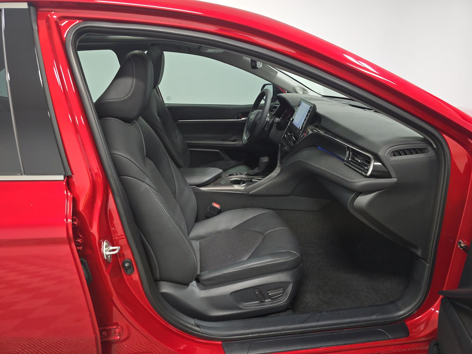 2023 Toyota Camry XSE FWD