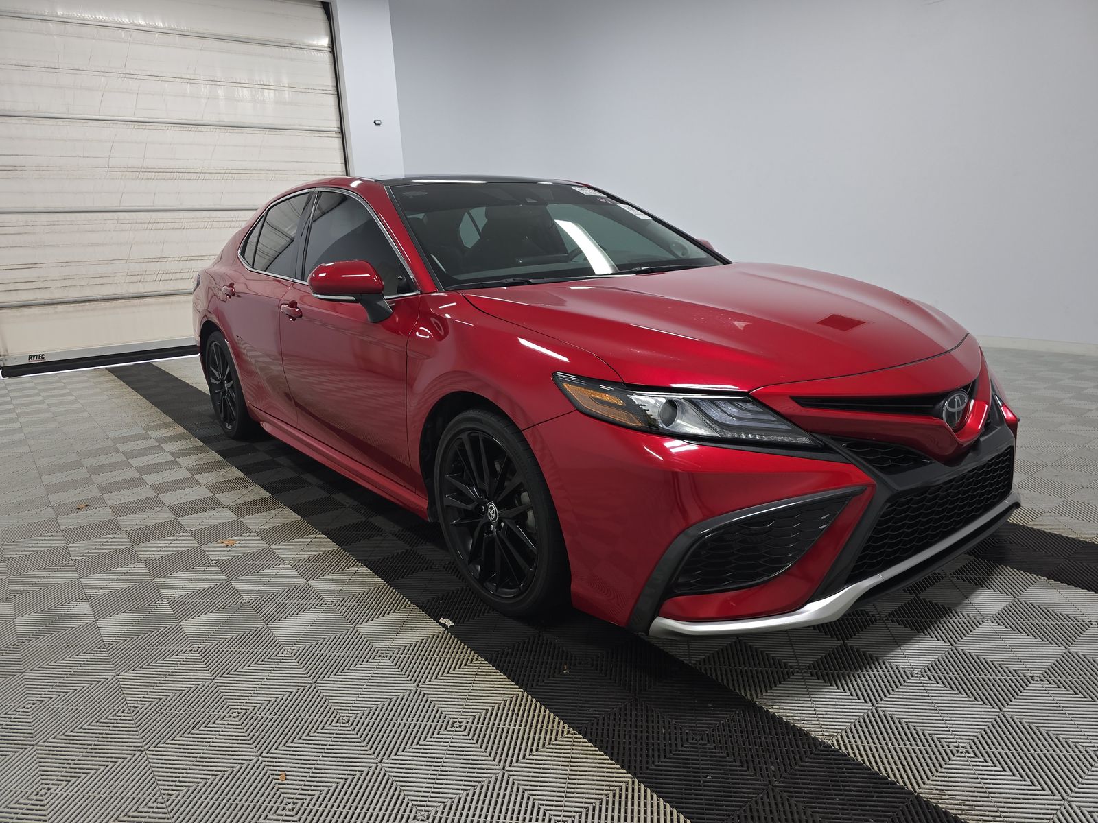 2023 Toyota Camry XSE FWD