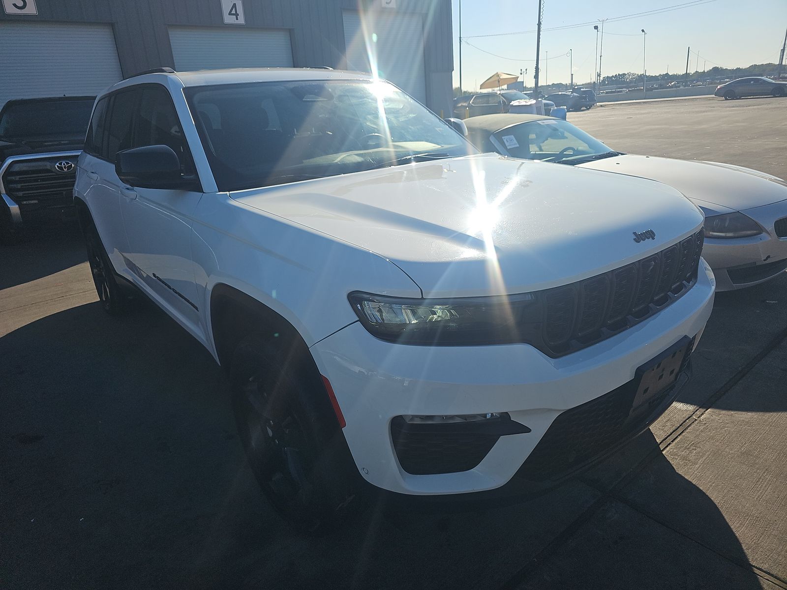 2023 Jeep Grand Cherokee Limited AWD
