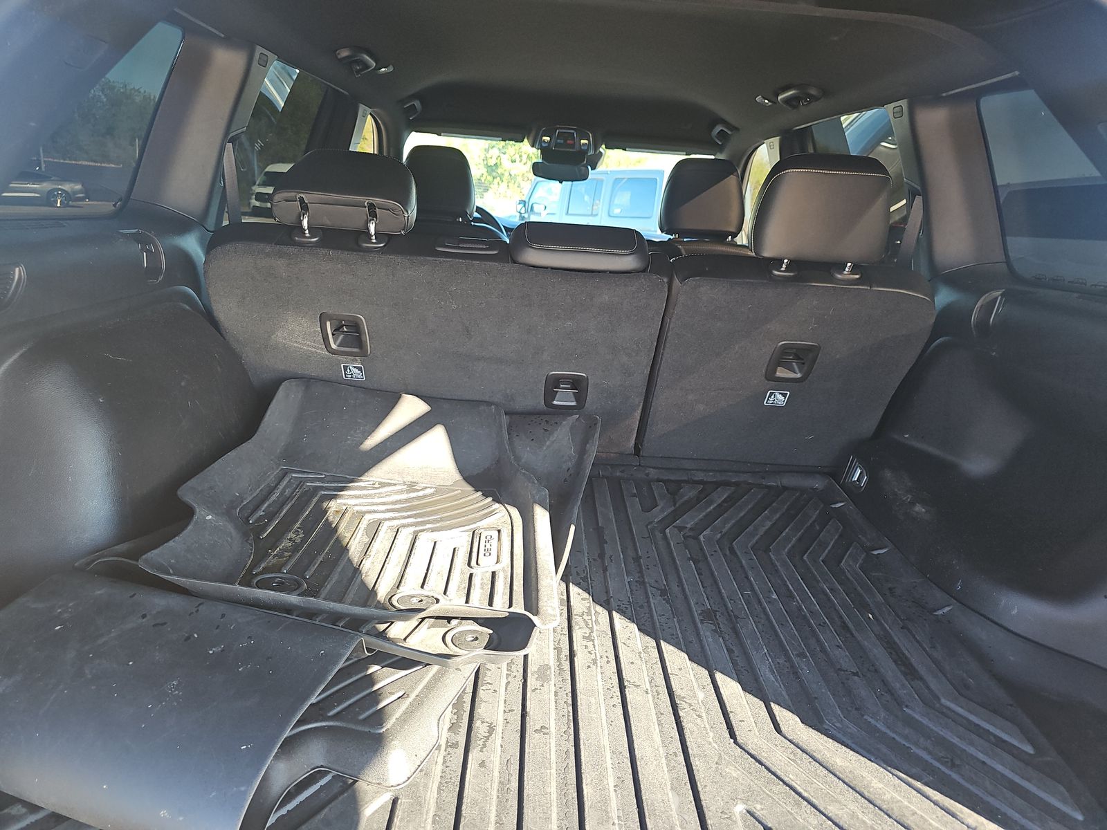 2024 Jeep Grand Cherokee Altitude RWD