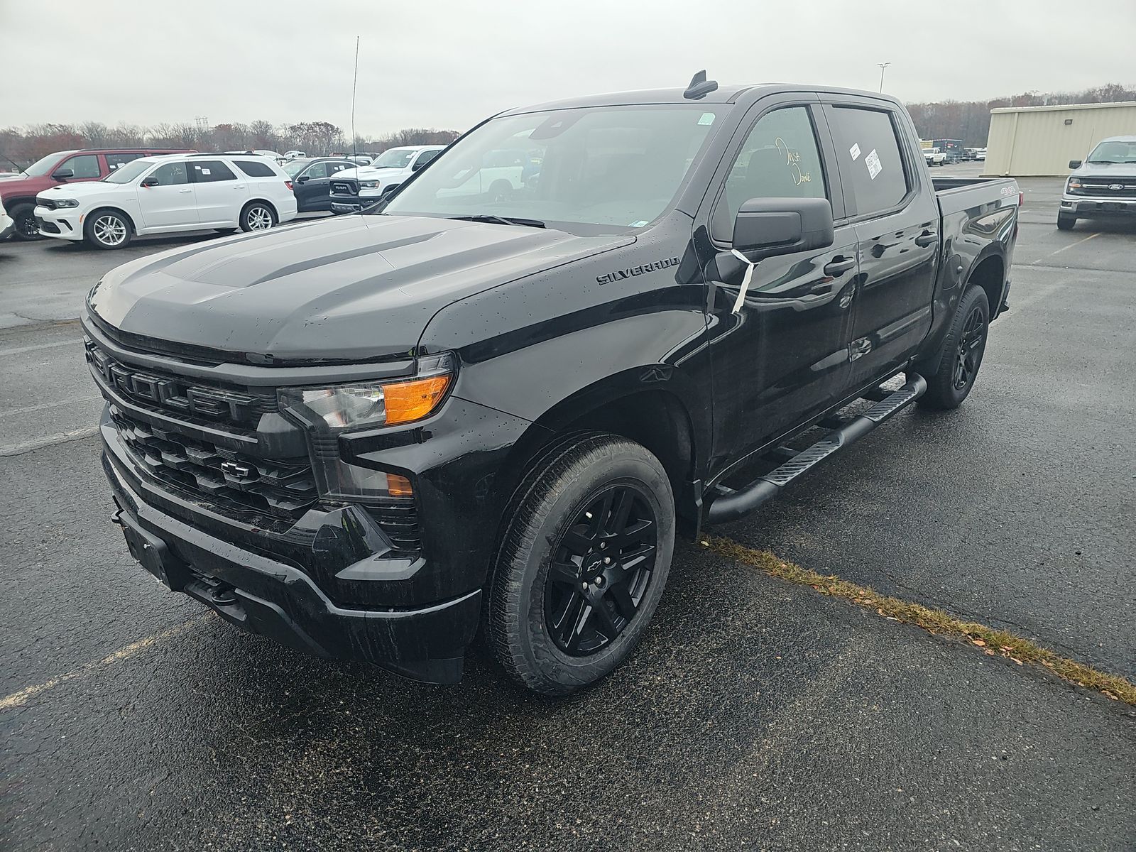 2024 Chevrolet Silverado 1500 Custom AWD