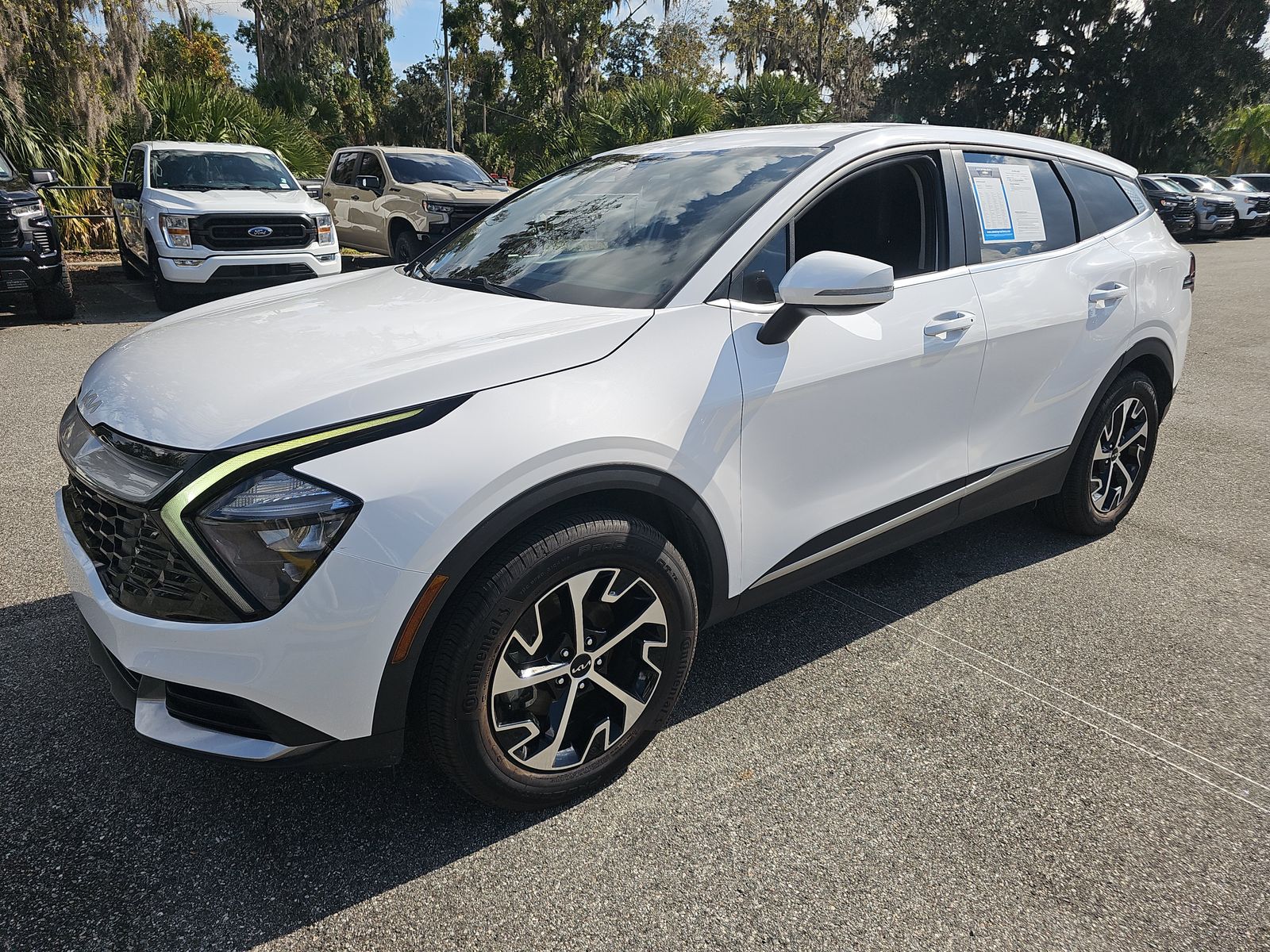 2023 Kia Sportage EX FWD