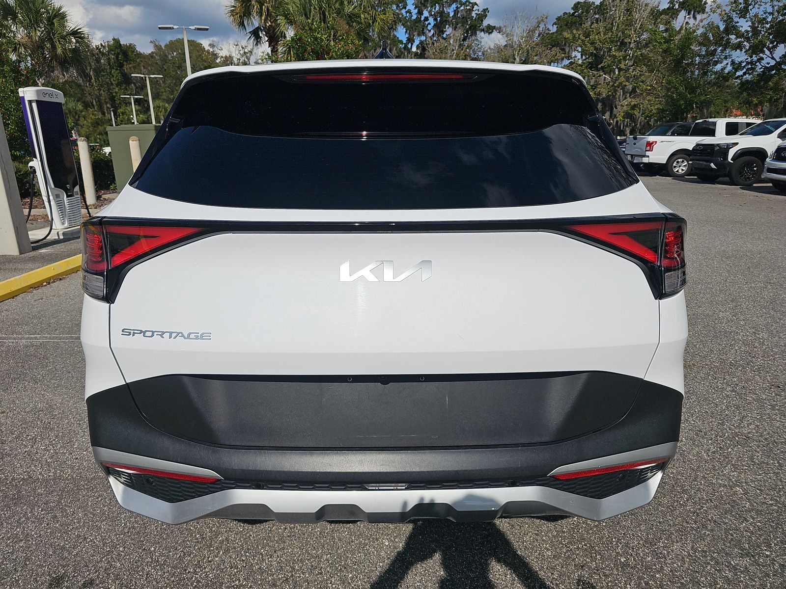 2023 Kia Sportage EX FWD