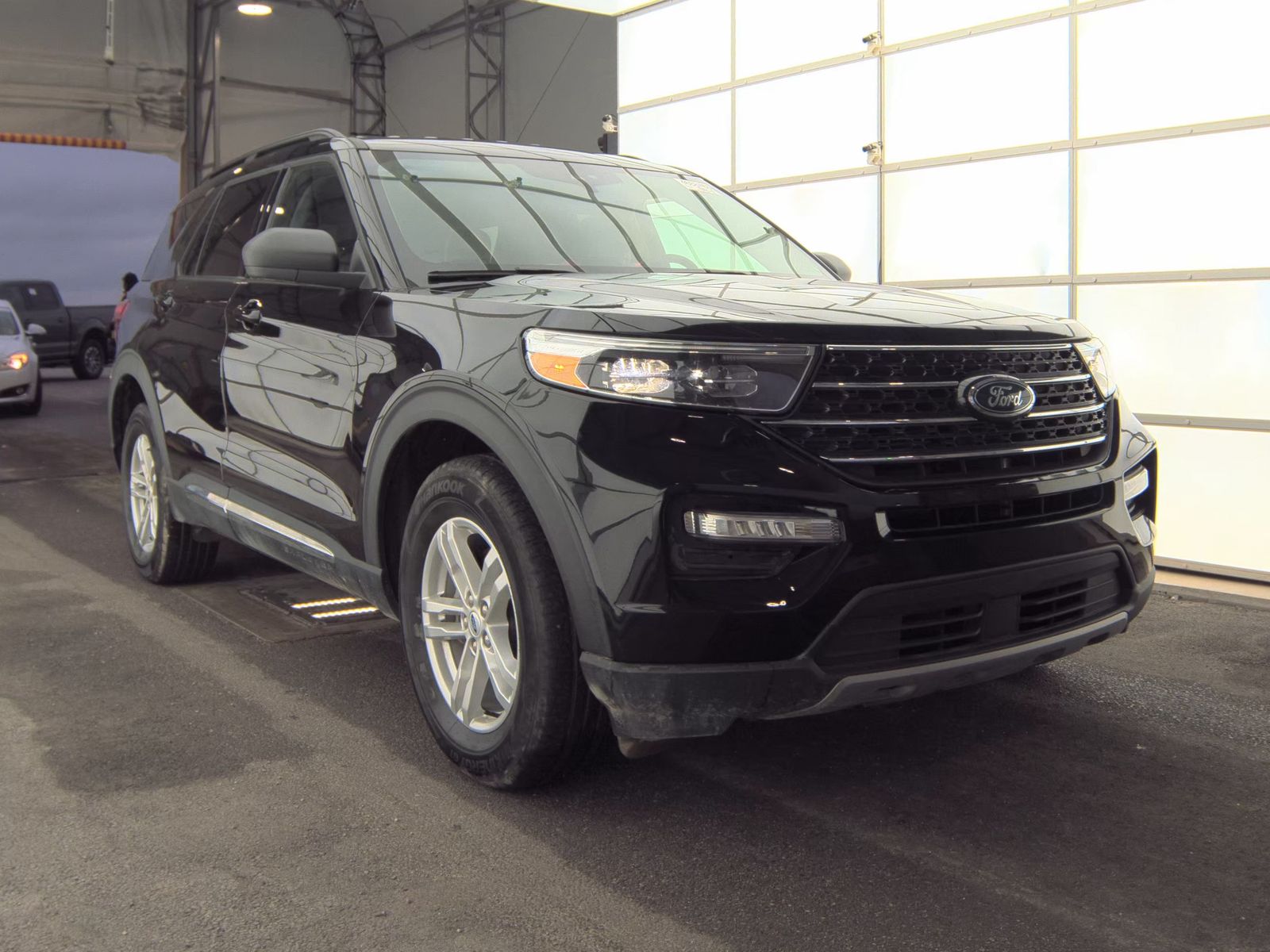 2023 Ford Explorer XLT AWD