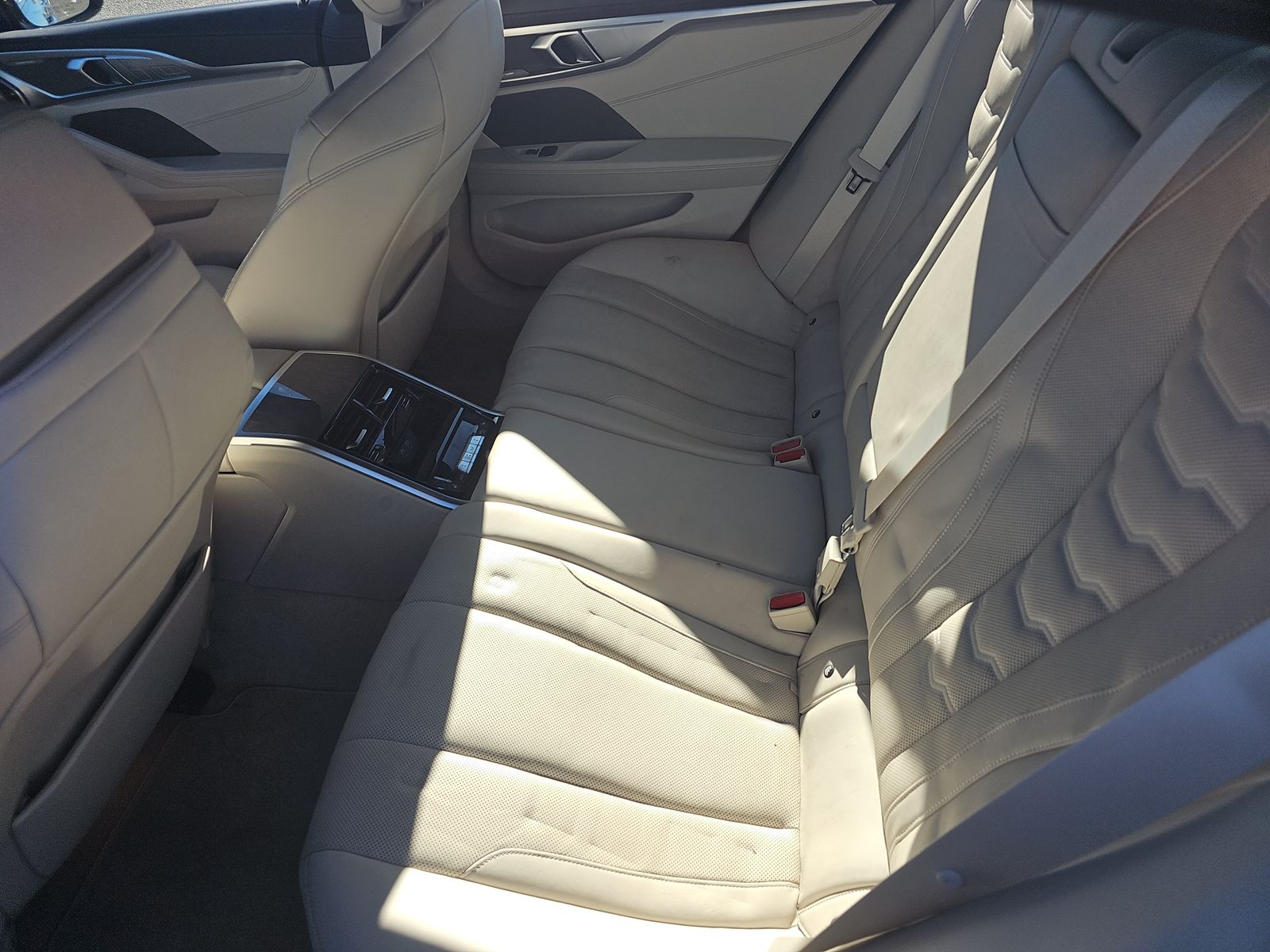 2022 BMW 8 Series M850i xDrive AWD