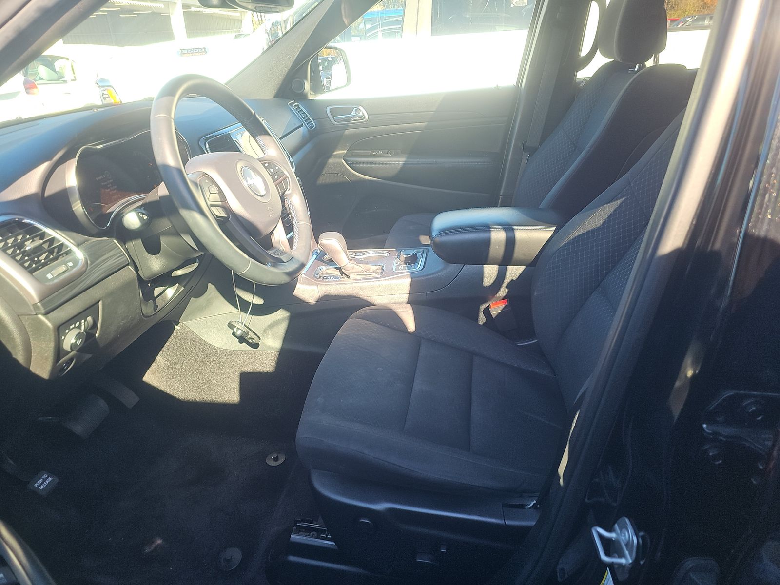 2019 Jeep Grand Cherokee Laredo Upland Edition AWD