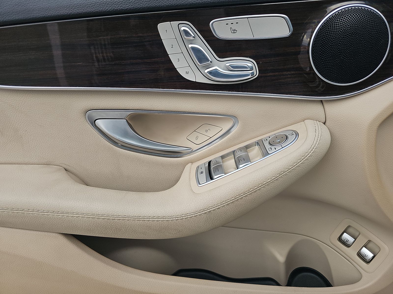 2018 Mercedes-Benz C-Class C 350e RWD