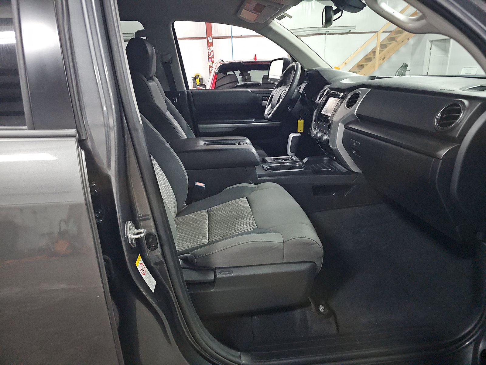 2018 Toyota Tundra SR5 AWD