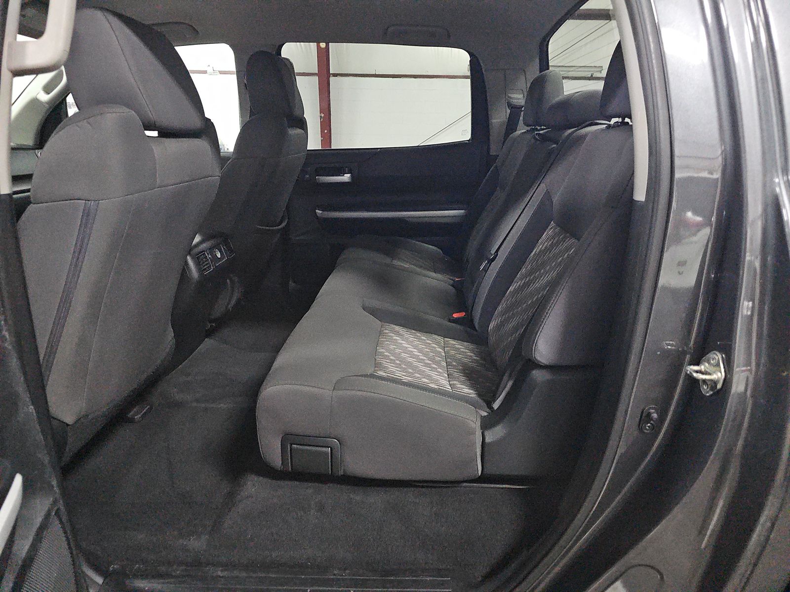 2018 Toyota Tundra SR5 AWD