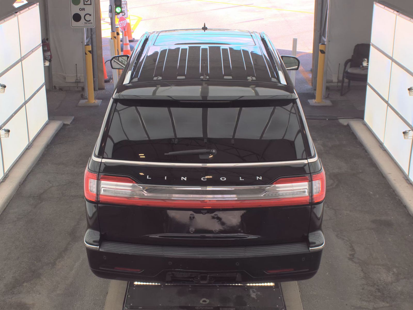 2021 Lincoln Navigator L Reserve RWD