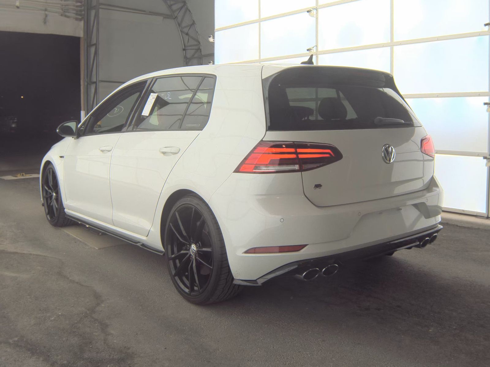 2019 Volkswagen Golf R 2.0T AWD