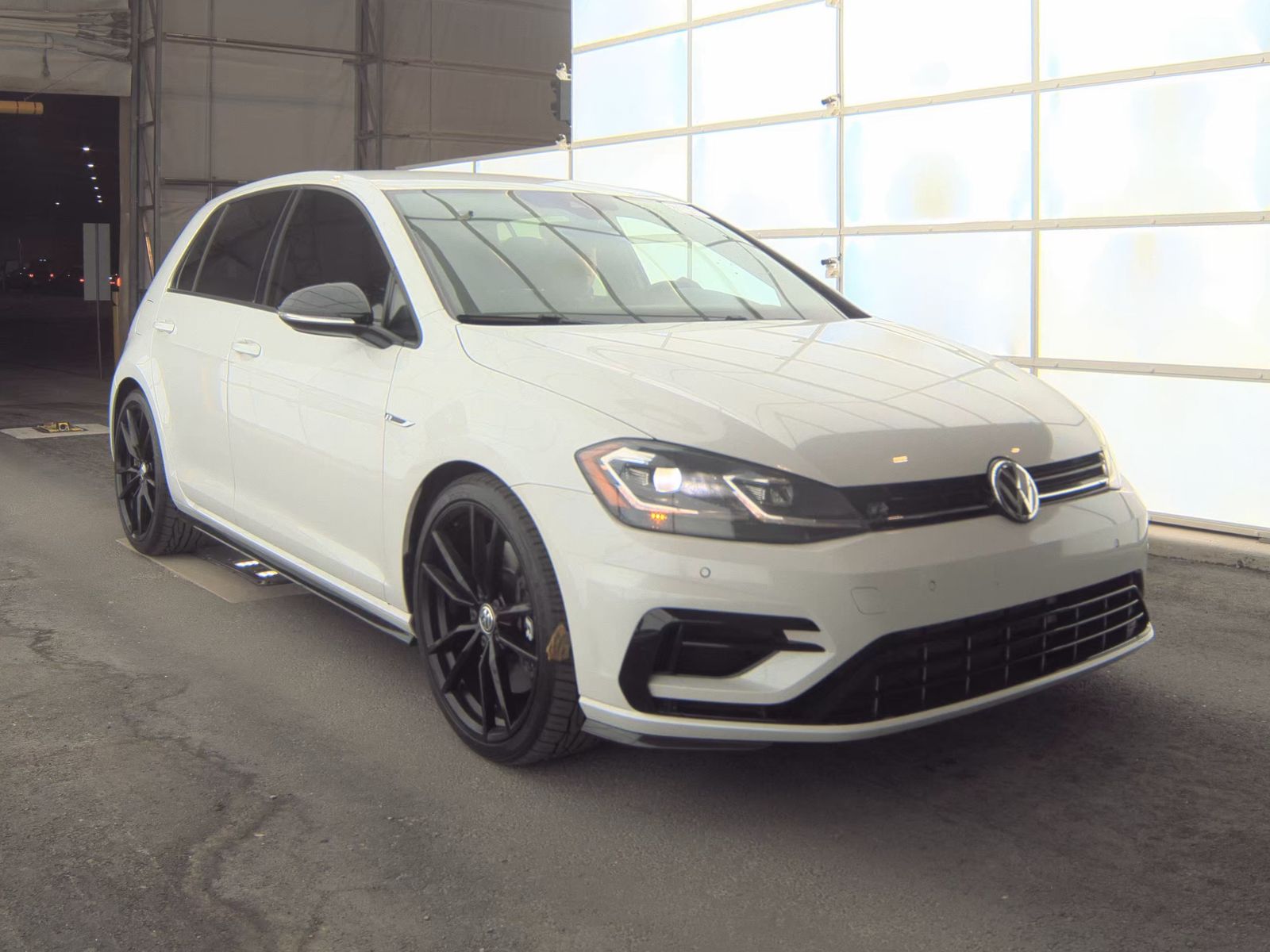2019 Volkswagen Golf R 2.0T AWD