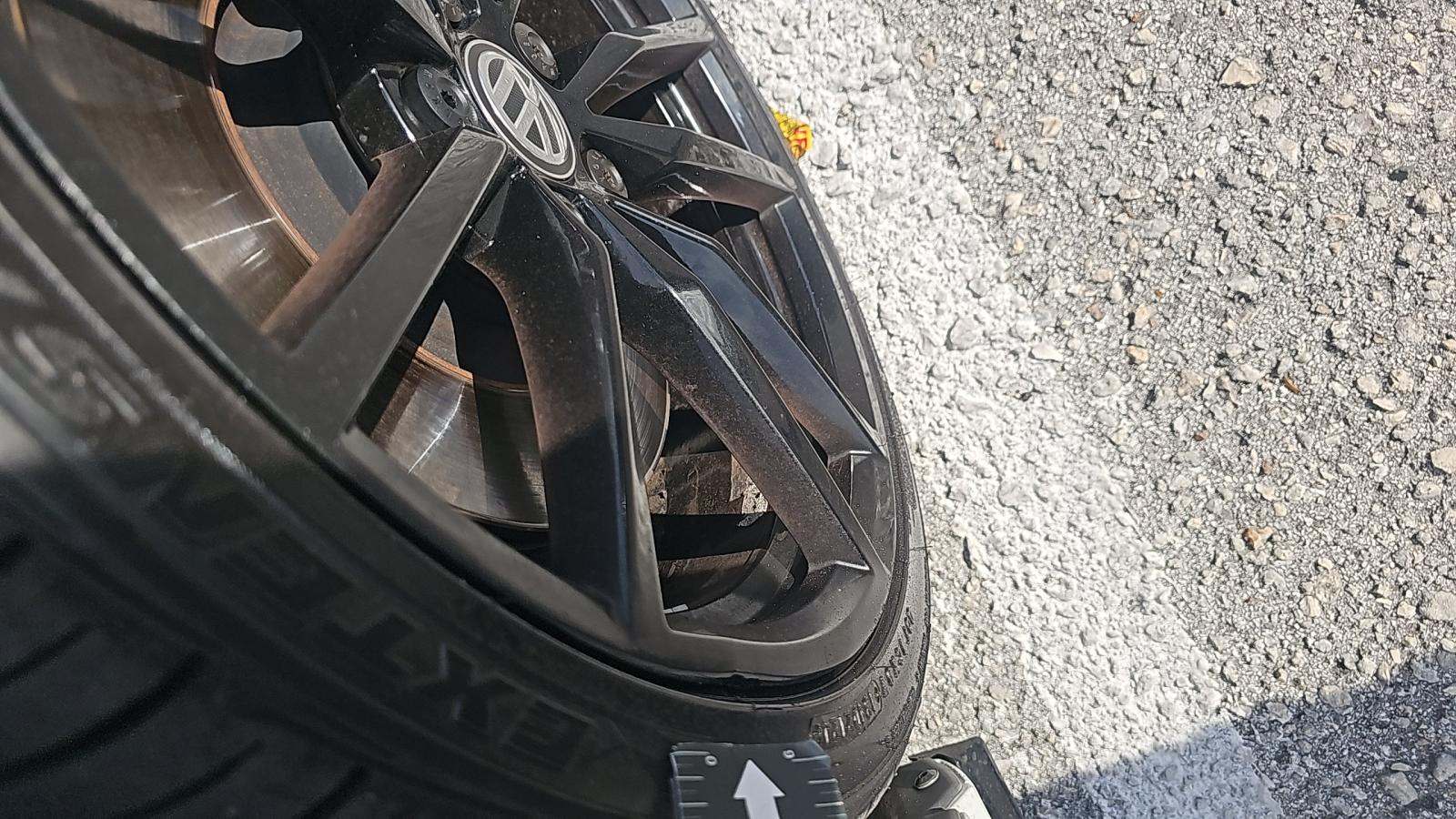 2019 Volkswagen Golf R 2.0T AWD