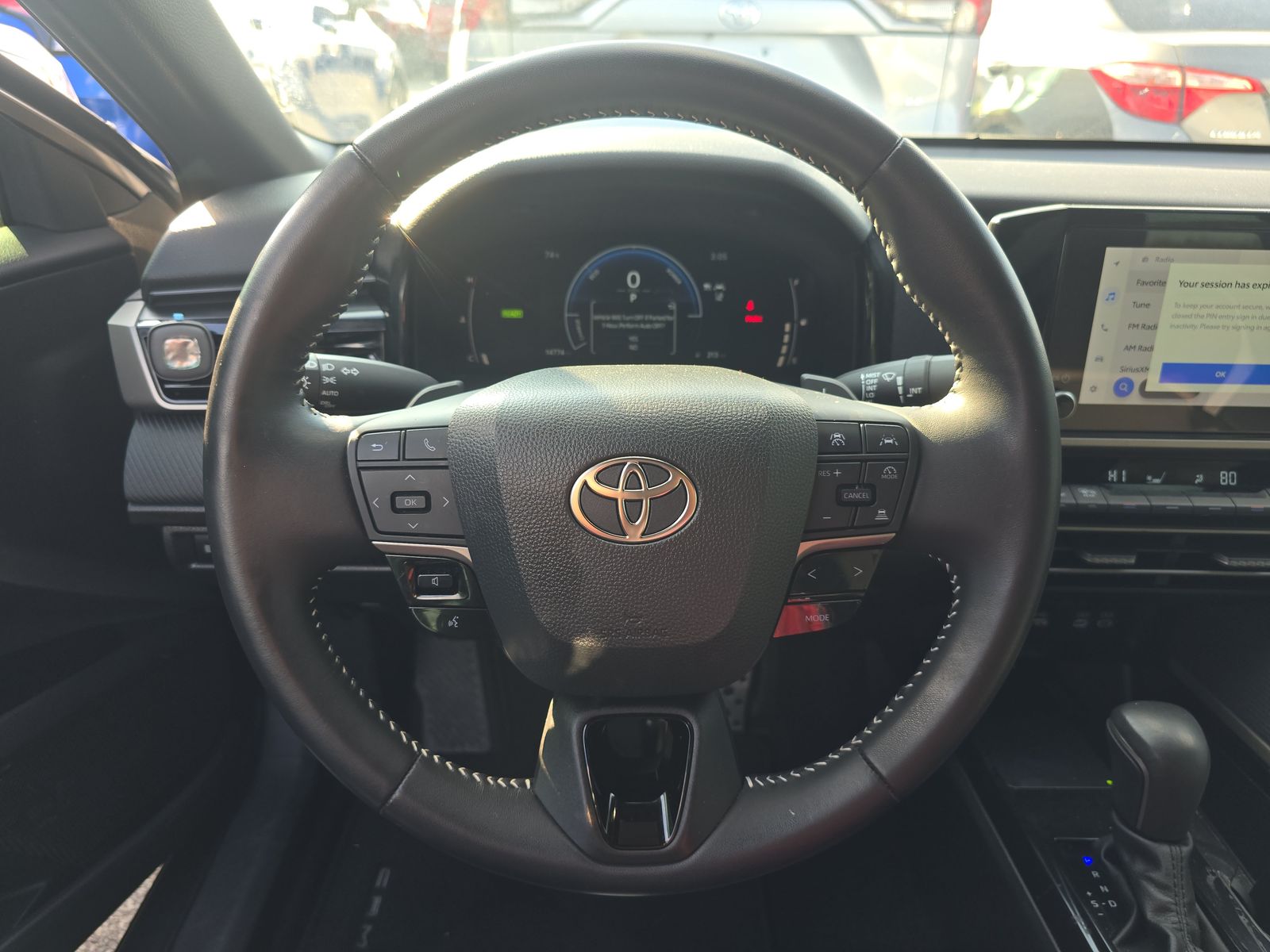 2025 Toyota Camry SE FWD