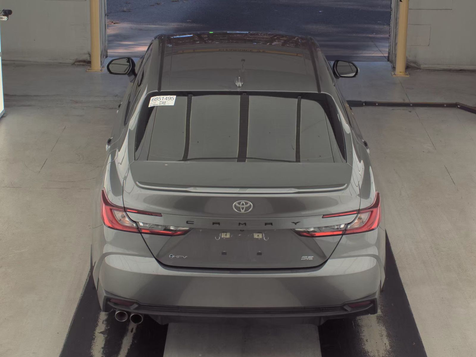 2025 Toyota Camry SE FWD