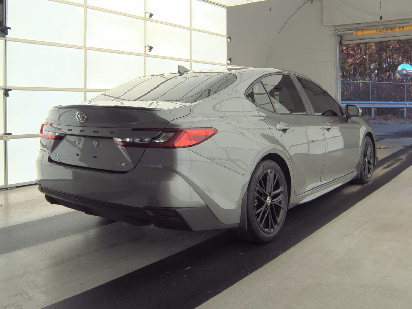 2025 Toyota Camry SE FWD