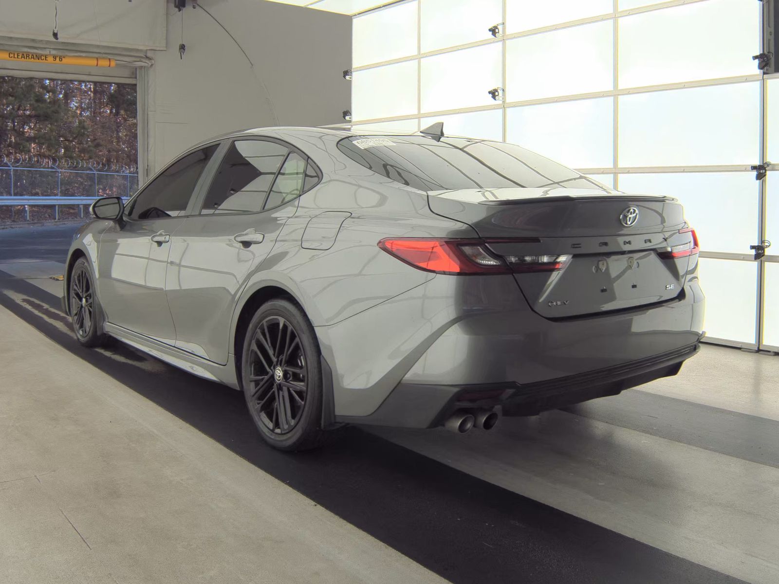 2025 Toyota Camry SE FWD