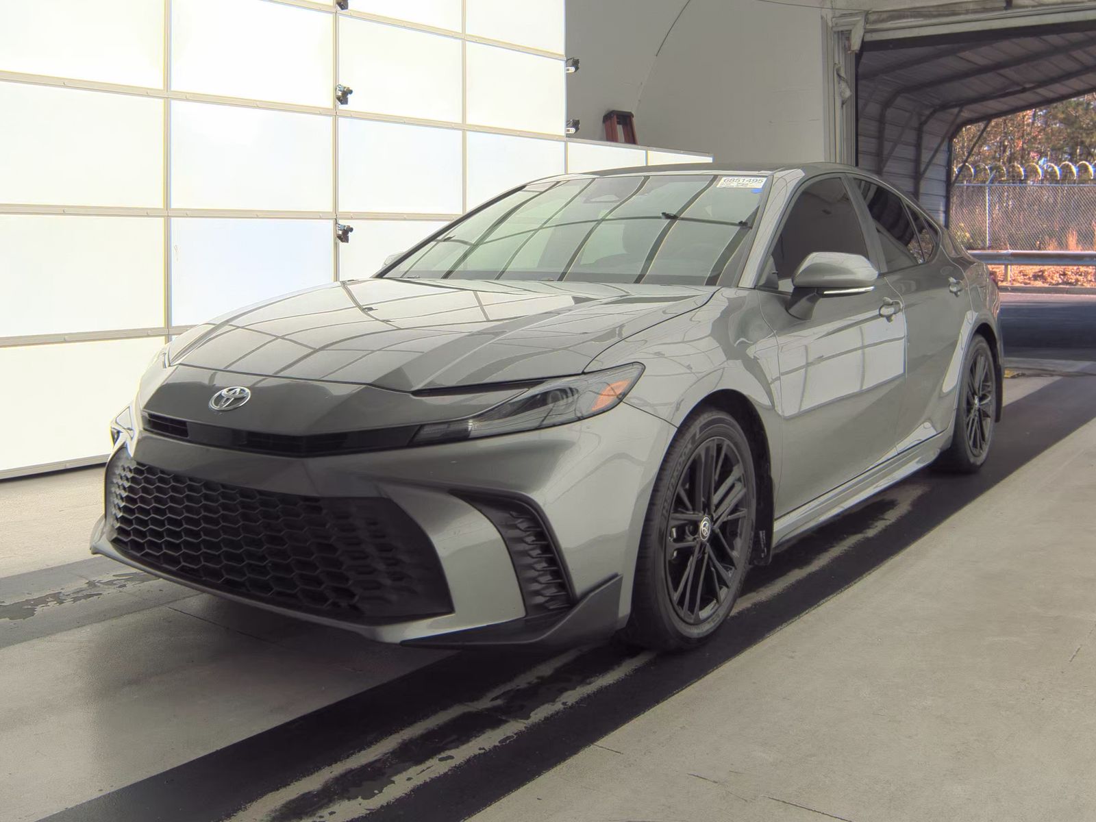 2025 Toyota Camry SE FWD