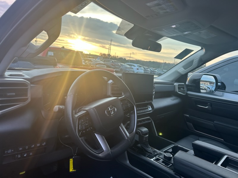 2023 Toyota Tundra SR5 AWD