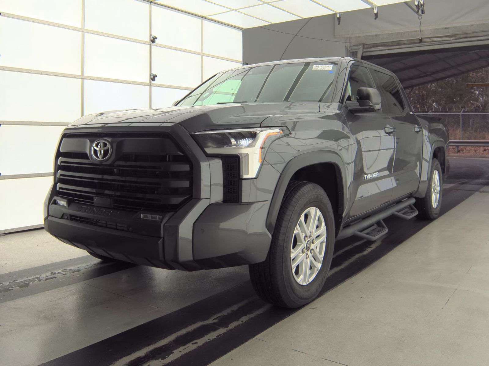 2023 Toyota Tundra SR5 AWD