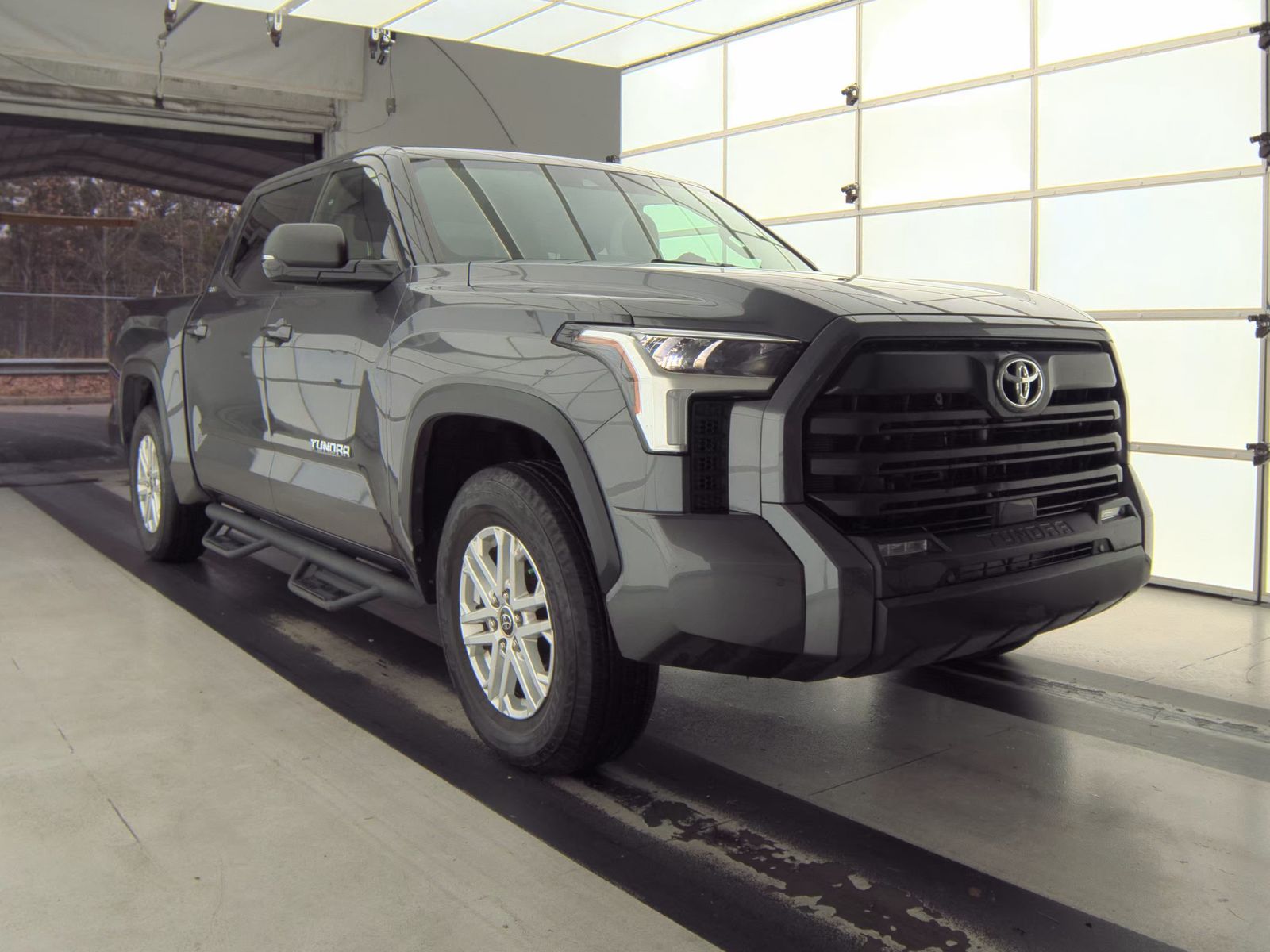 2023 Toyota Tundra SR5 AWD