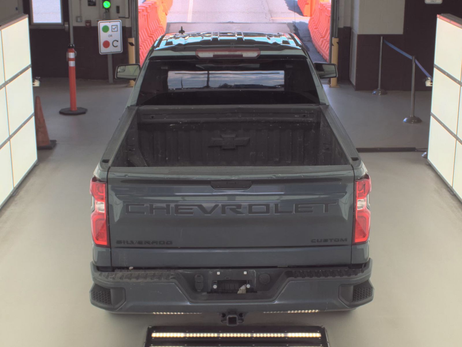 2022 Chevrolet Silverado 1500 Custom AWD