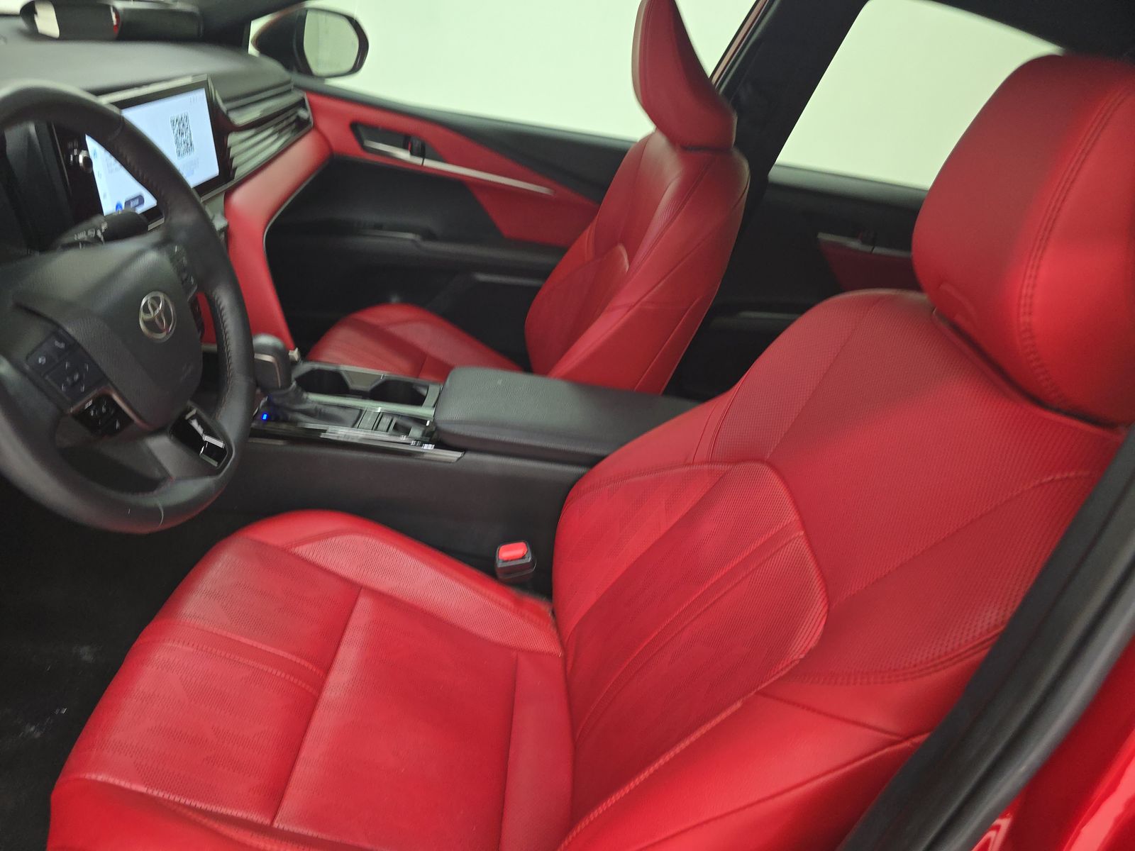 2025 Toyota Camry XSE FWD