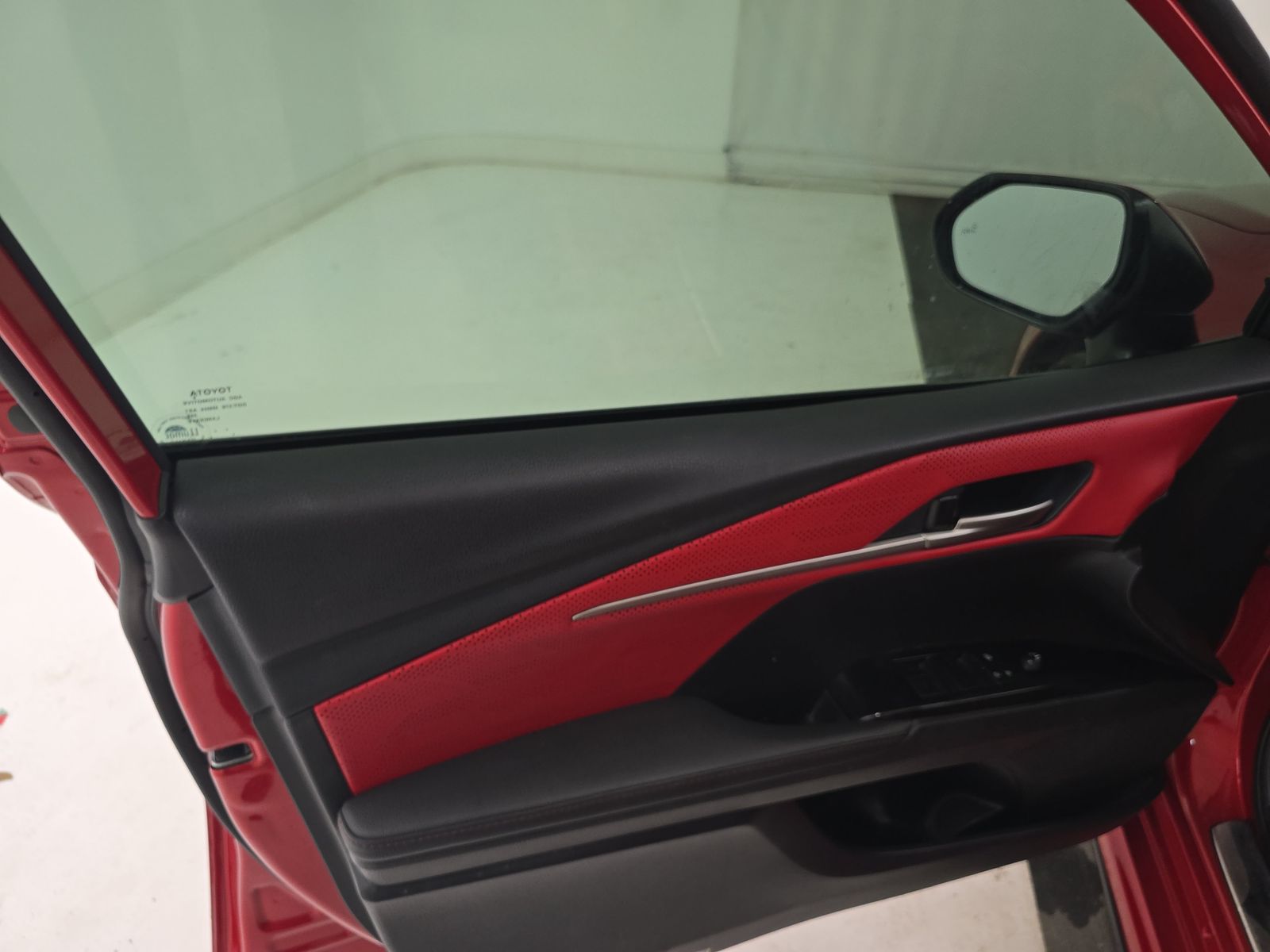 2025 Toyota Camry XSE FWD