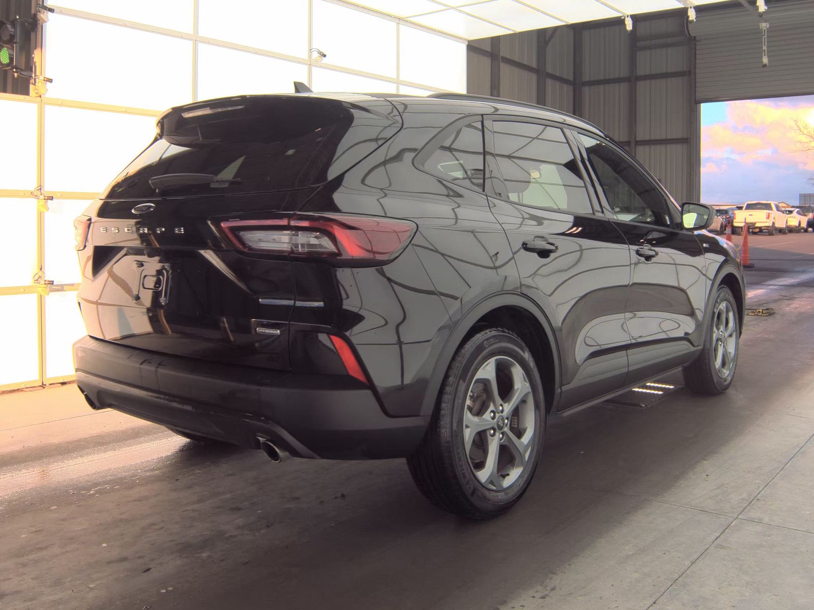 2025 Ford Escape Hybrid ST-Line FWD