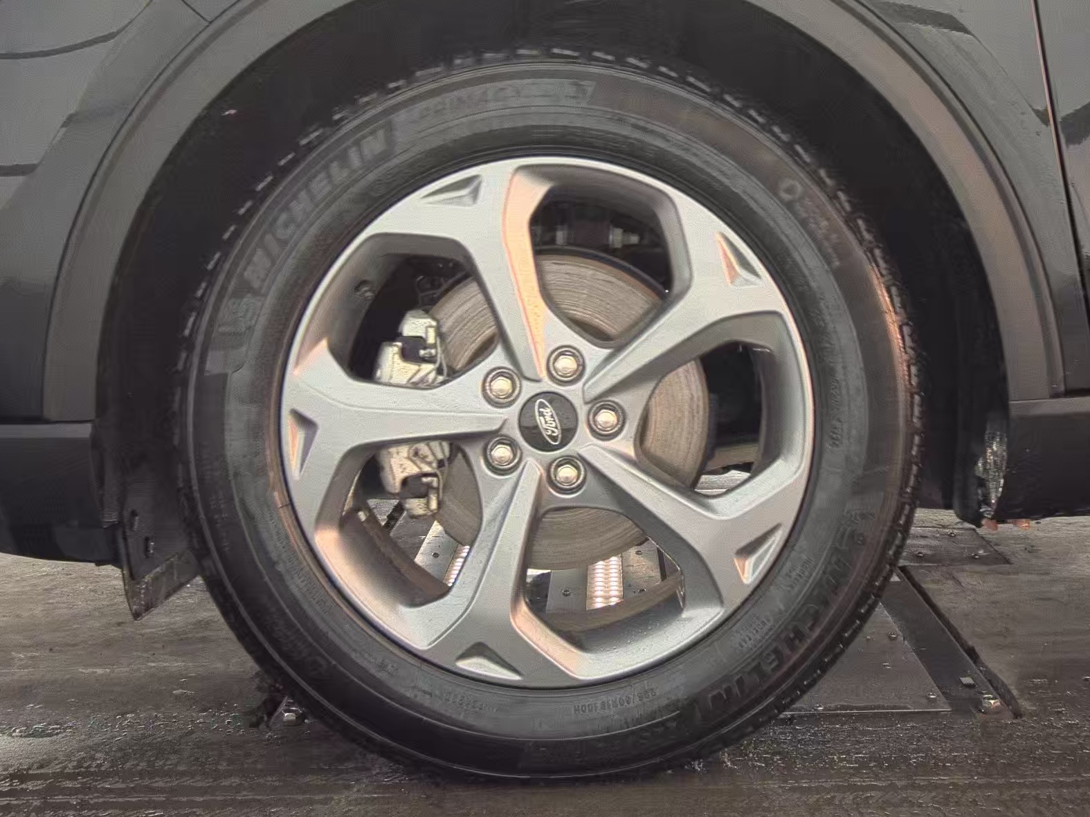 2025 Ford Escape Hybrid ST-Line FWD