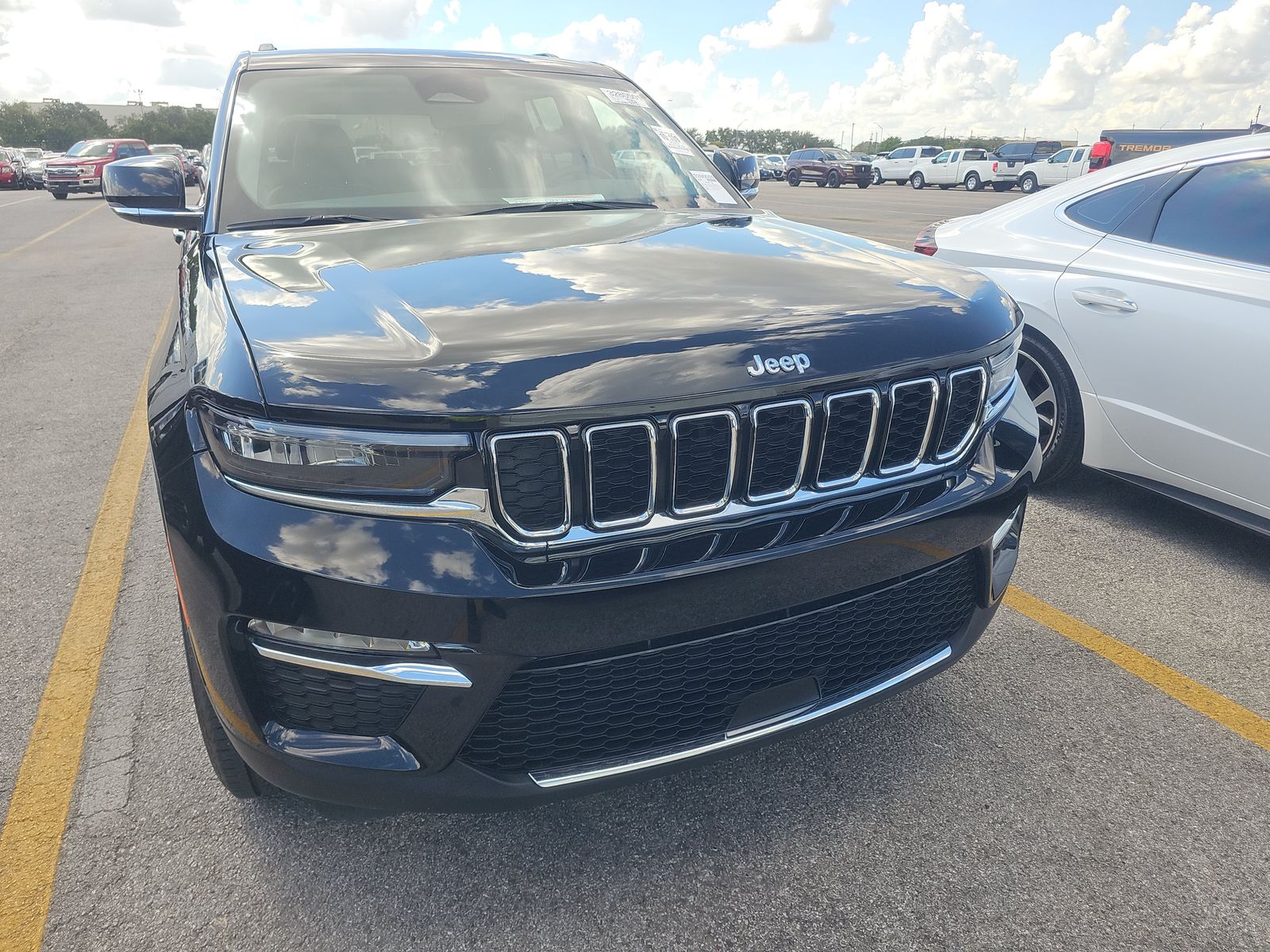 2023 Jeep Grand Cherokee Limited AWD
