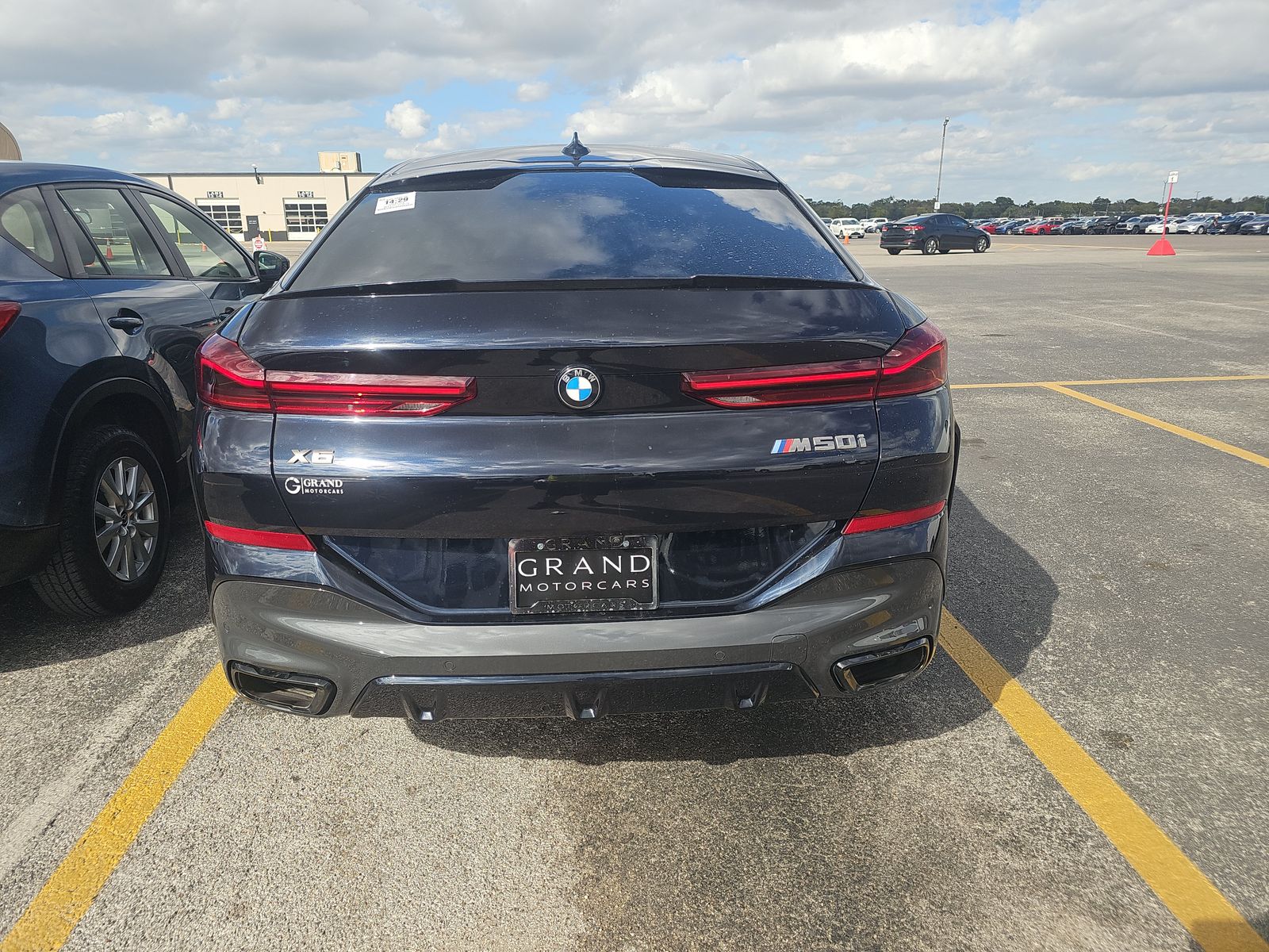 2023 BMW X6 M50i AWD