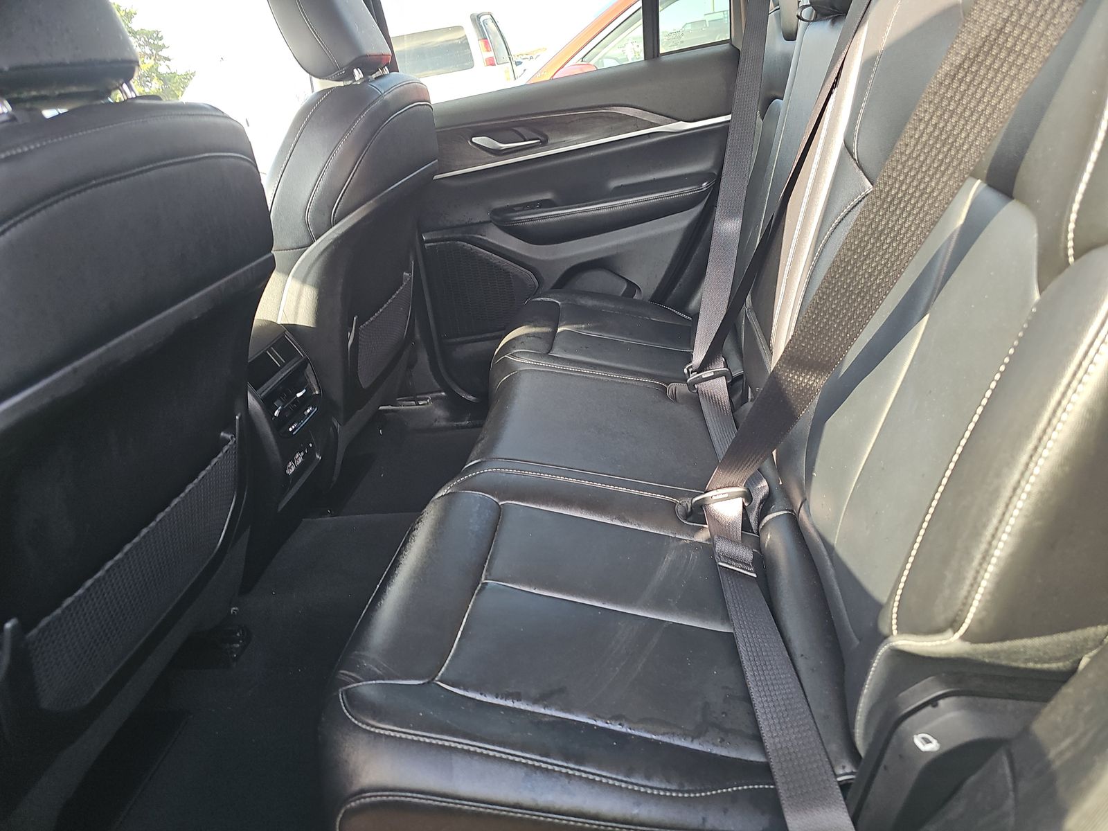 2023 Jeep Grand Cherokee Limited RWD