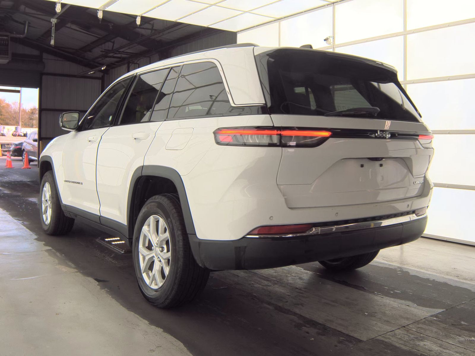2023 Jeep Grand Cherokee Limited RWD
