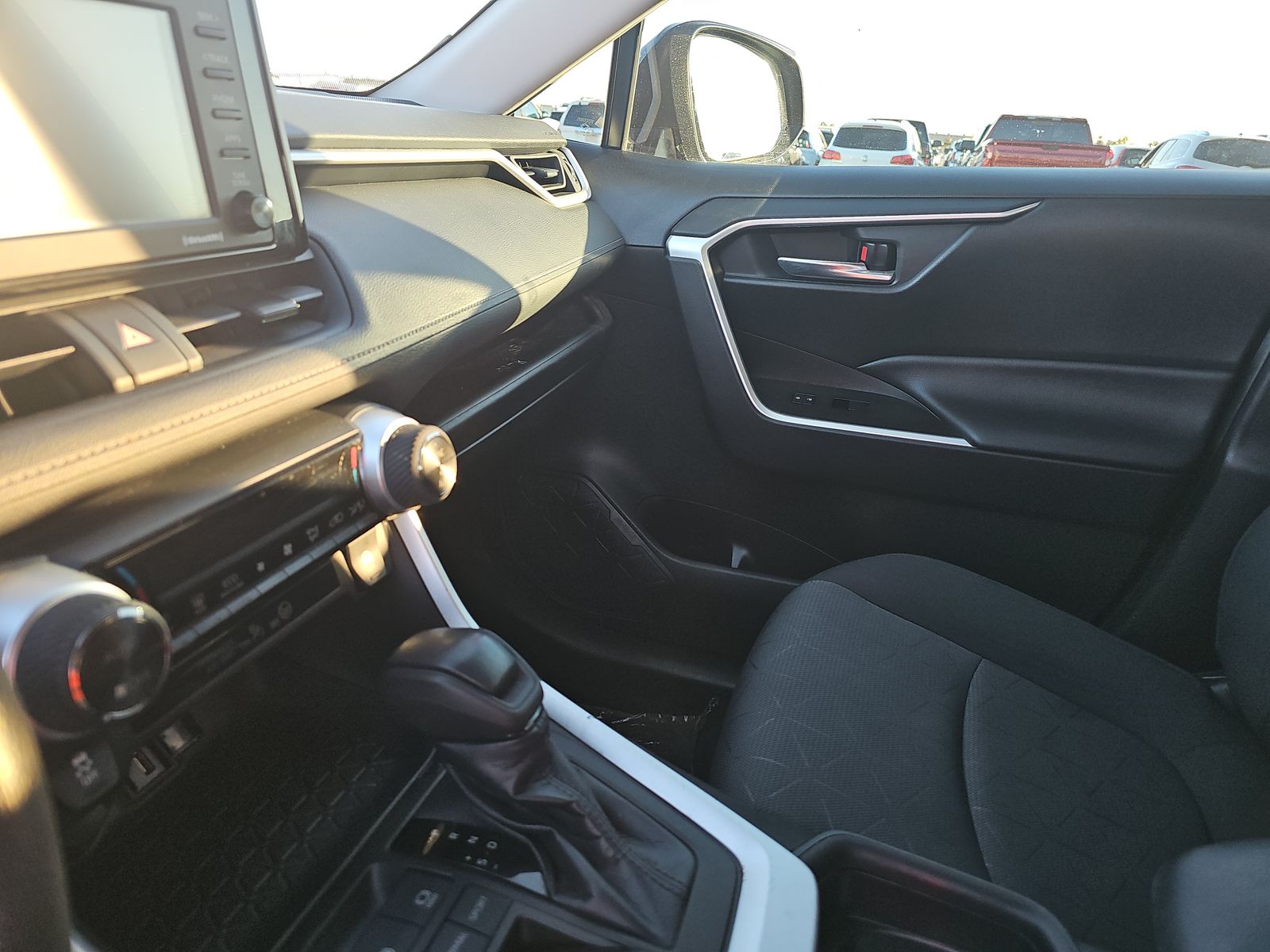 2021 Toyota RAV4 XLE FWD