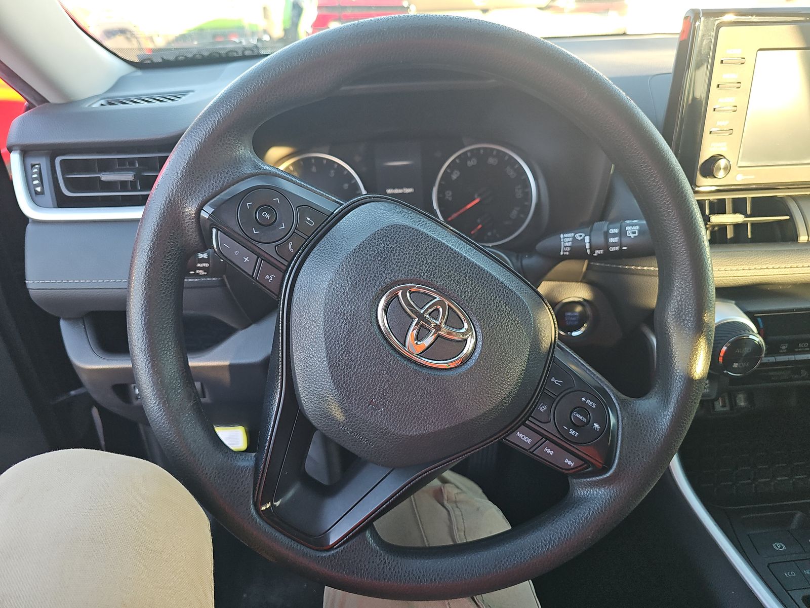 2021 Toyota RAV4 XLE FWD