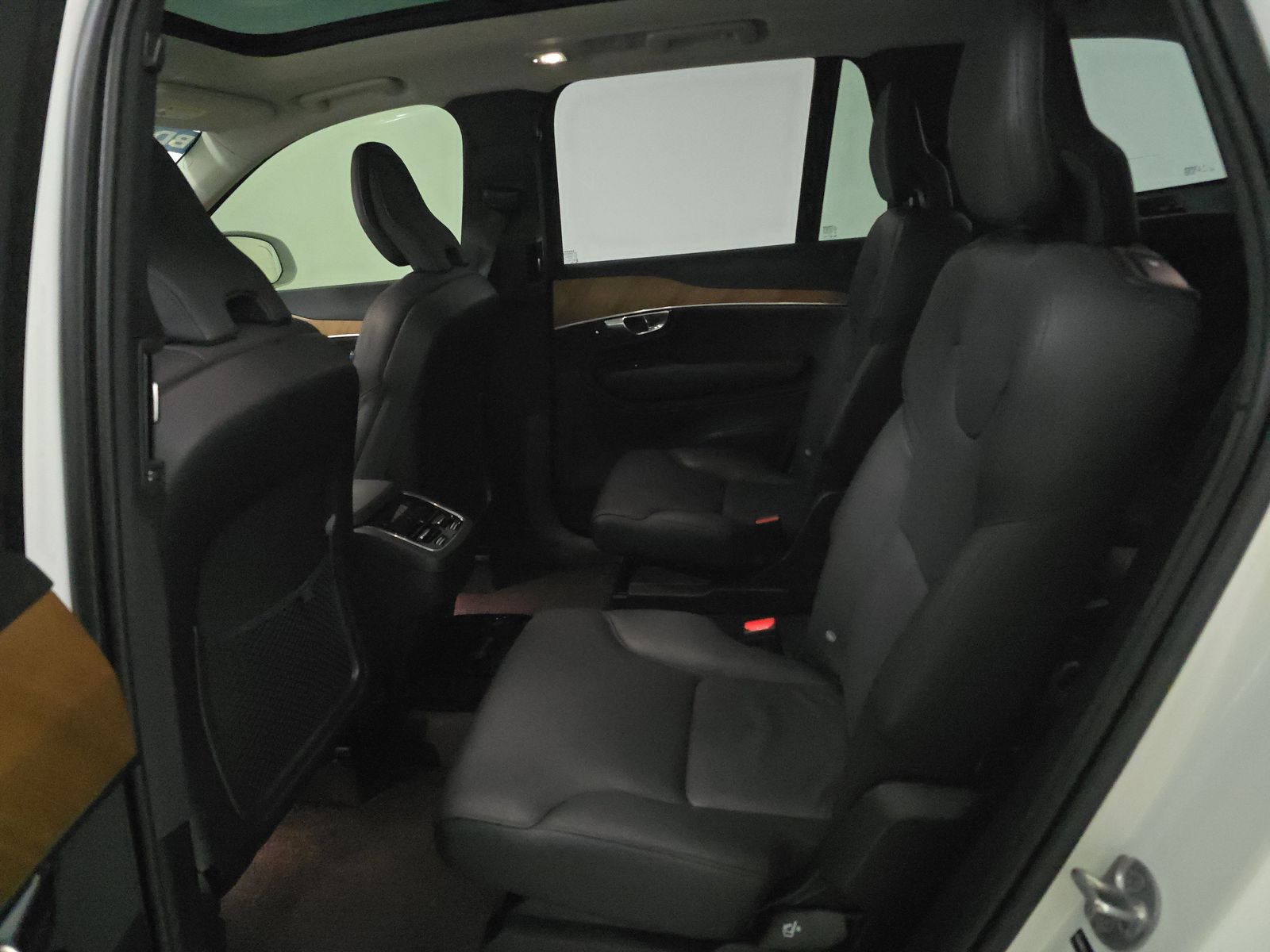 2025 Volvo XC90 B6 Plus AWD