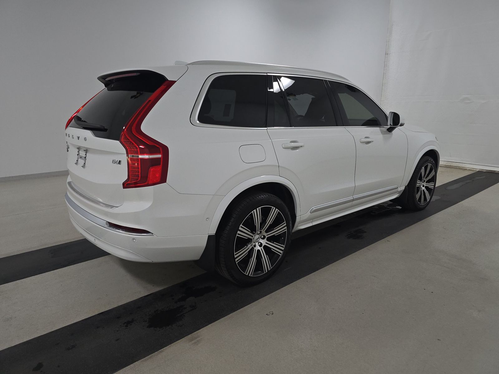 2025 Volvo XC90 B6 Plus AWD