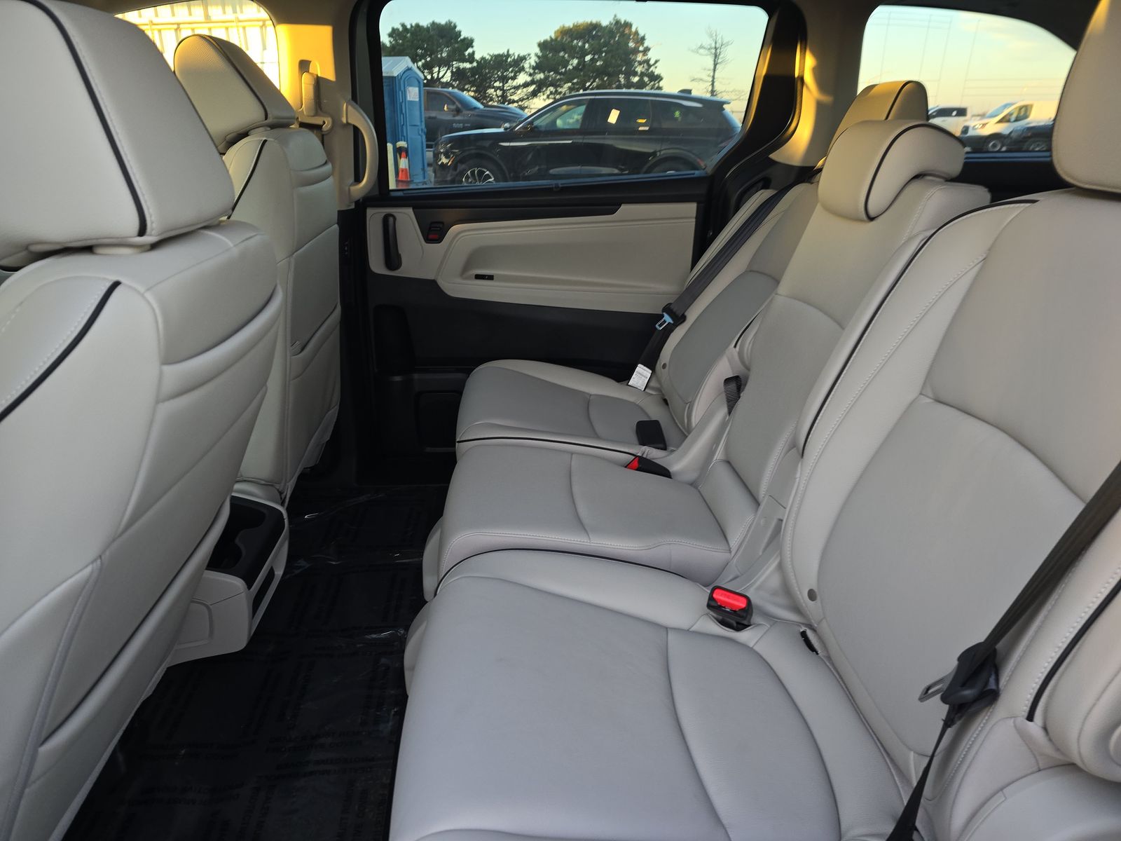 2025 Honda Odyssey Touring FWD